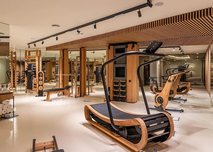 ホテル Petit Bois - Adults From 14 バラトンフレド