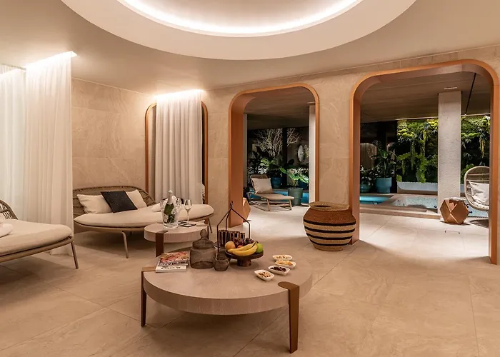 Petit Bois - Adults From 14 5* バラトンフレド